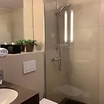 ホテル La Passerelle 3*